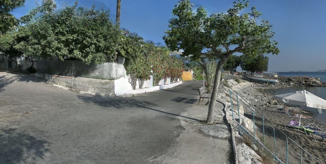 Charaki beach